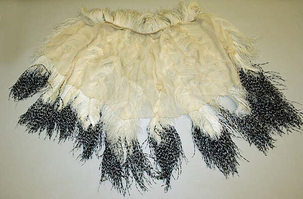 Cape, feathers, probably American 