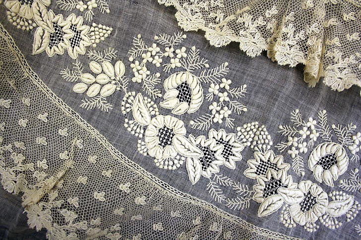 Fichu, cotton, British