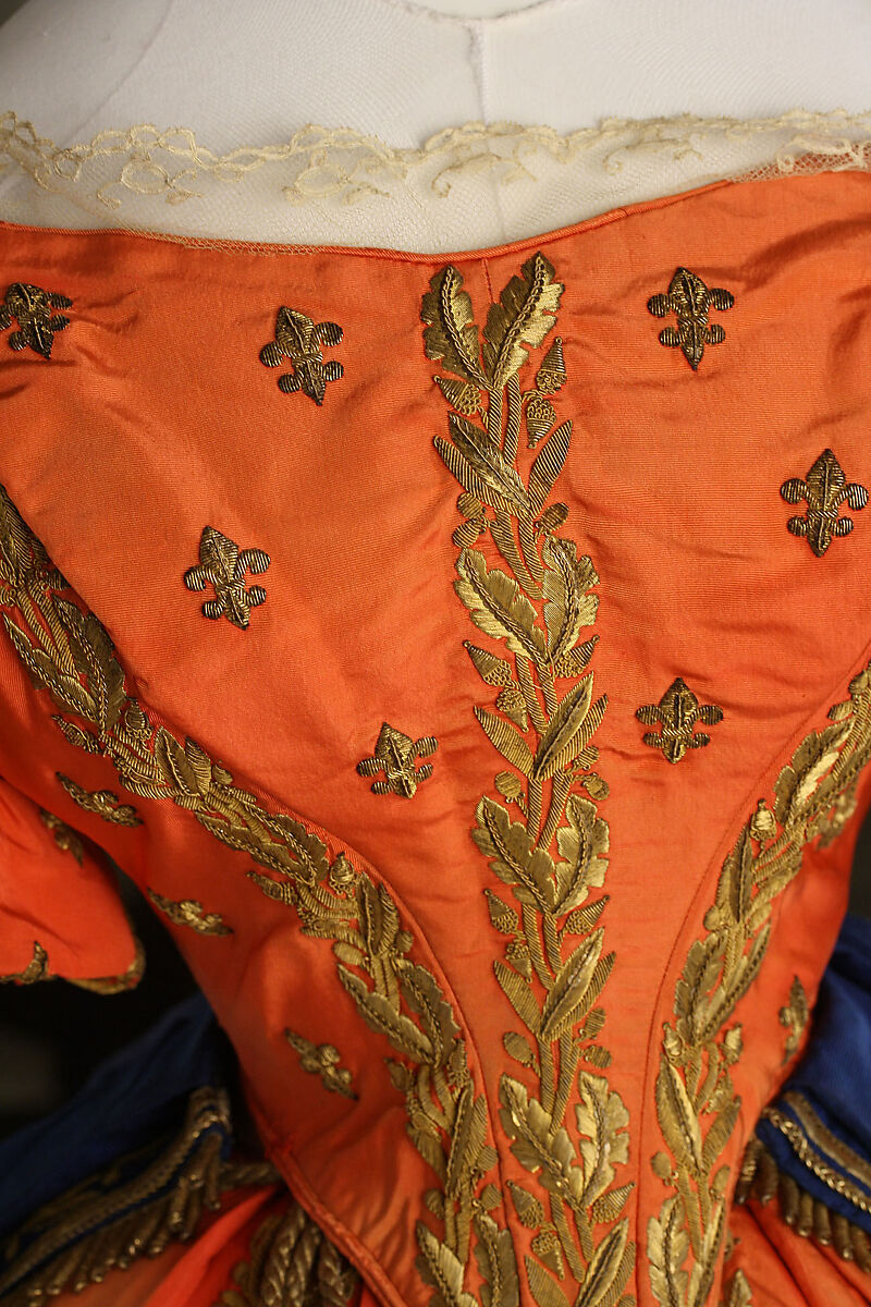 Court ensemble, silk, gold, Italian