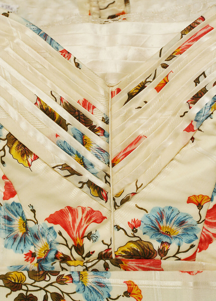 Evening dress, wool, silk, British