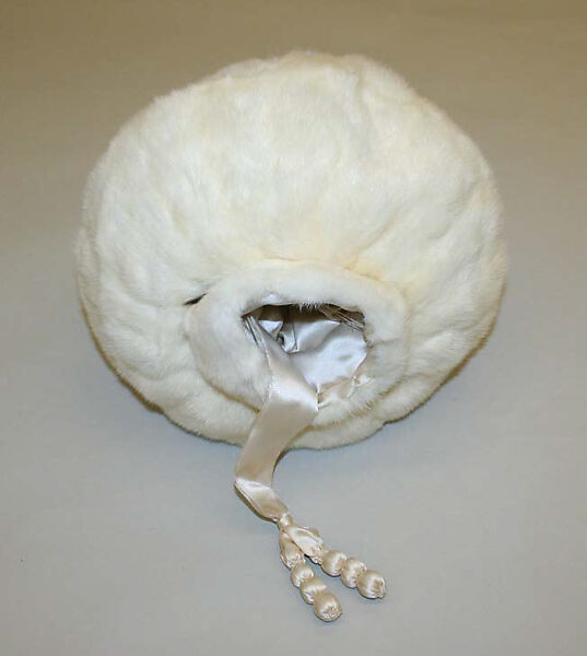 Muff, fur, silk, American