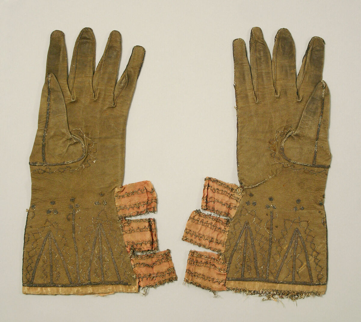 Gloves, leather, British
