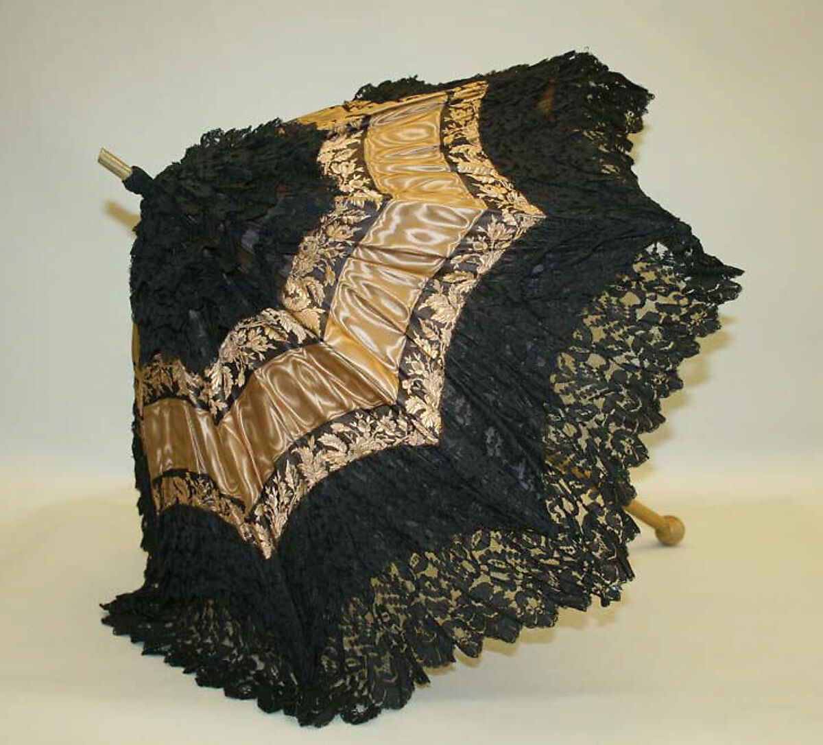 Parasol, silk, American 