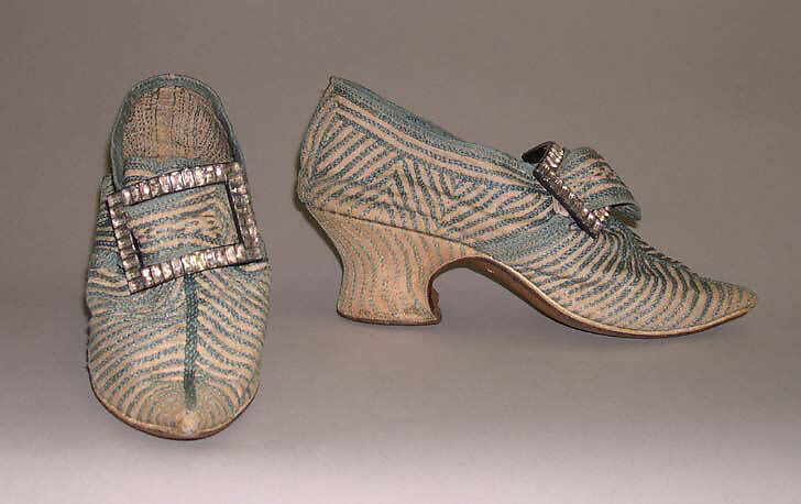 Shoe buckles, metal, rhinestones, British