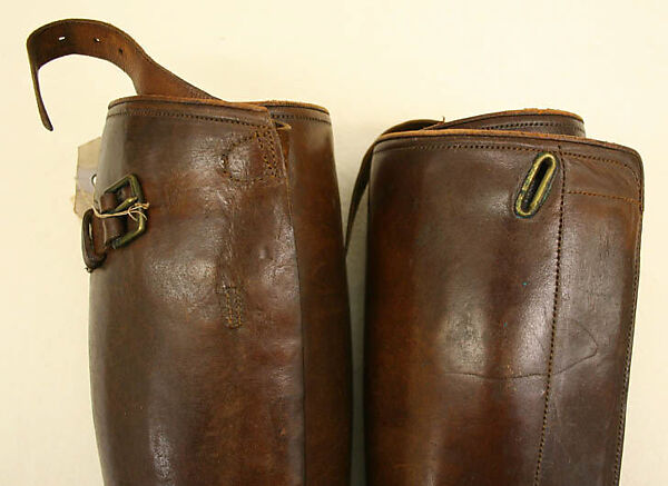 Riding puttees, leather, British