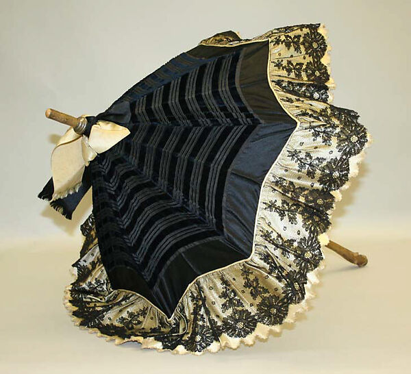 Parasol, silk, wood, American 