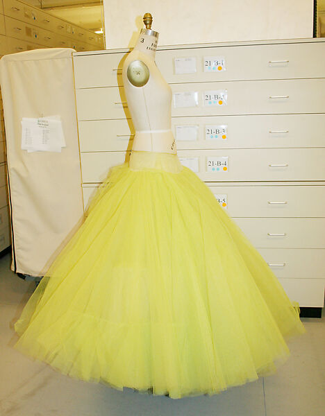 Evening dress, John Galliano (founded 1984), silk, feathers, French