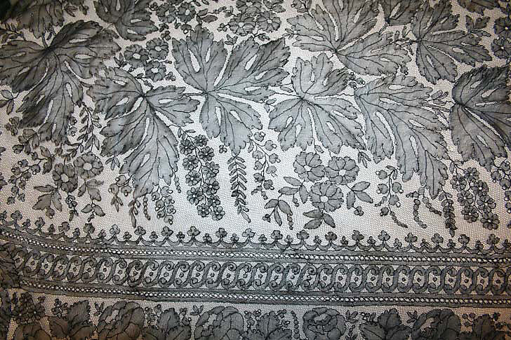 Shawl, [no medium available], American or European