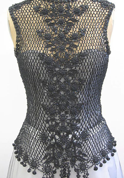 Evening ensemble, Oscar de la Renta, LLC. (American, founded 1965), a) cotton, jet, polyester; b) synthetic, silk, jet, American