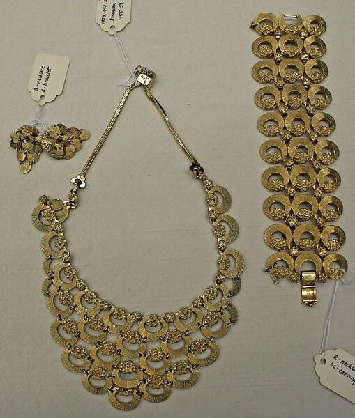 Jewelry set, metal, American 
