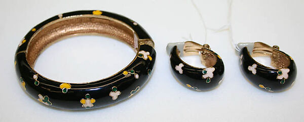 Jewelry set, glass, American