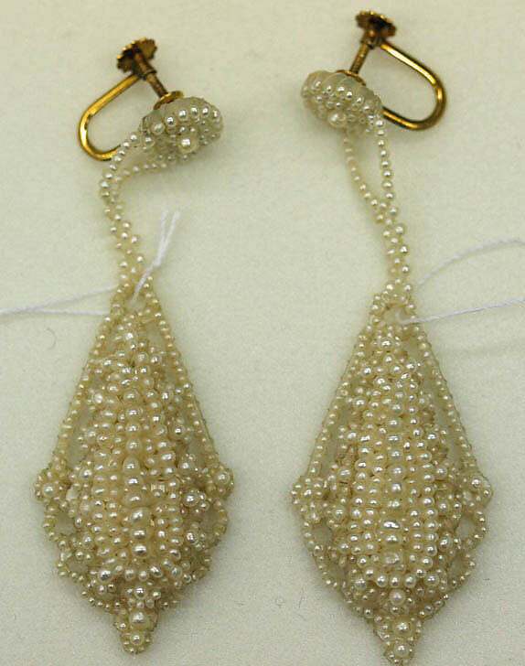 Jewelry set, pearls, European