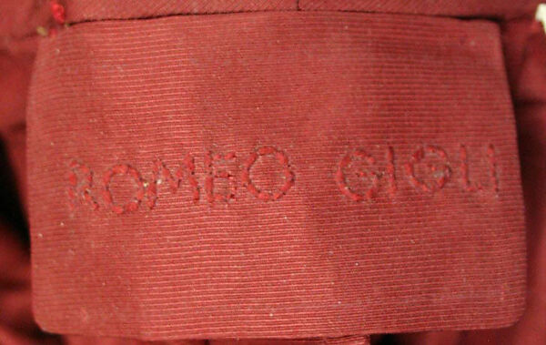 Cape, Romeo Gigli (Italian, born 1949), silk, Italian