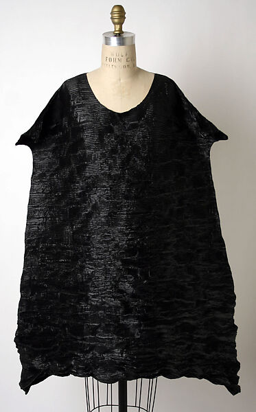 Dress, Issey Miyake (Japanese, 1938–2022), synthetic, Japanese 