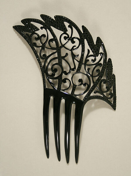 Hairpin, bone, American or European 