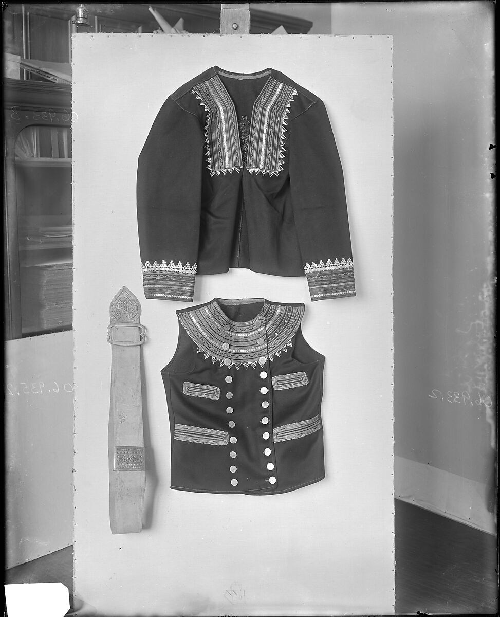 Vest, wool, glass beads, metal pailettes, French, Brittany