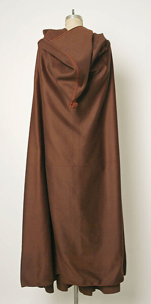 Burnus/ Selham, Silk, metal wrapped thread; embroidered