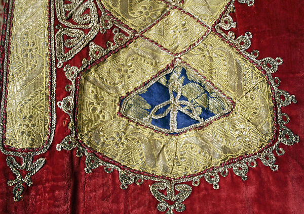 Kaftan, Velvet, metal wrapped thread; embroidered