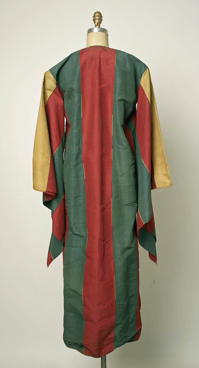 Robe, Silk; embroidered