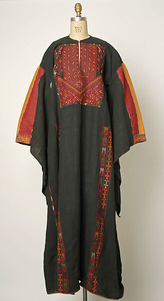 Robe, Linen, silk; embroidered 