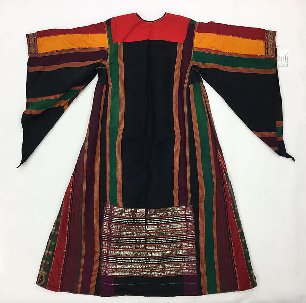 Wedding Dress, Linen, silk, and metal wrapped thread; embroidered