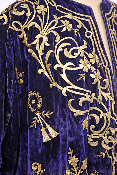 Bindalli Wedding Dress, Velvet, metal wrapped thread; embroidered