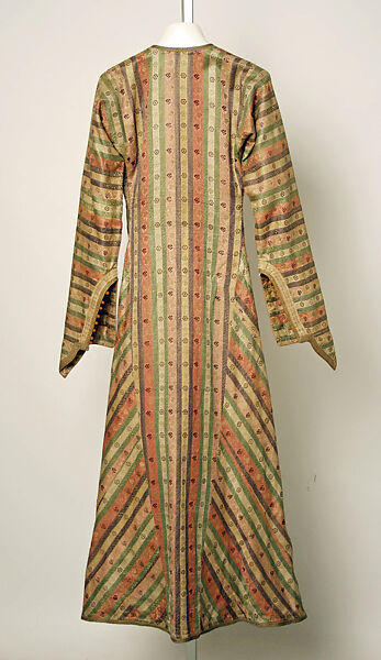 Entari, Silk, cotton, metal wrapped threads; woven