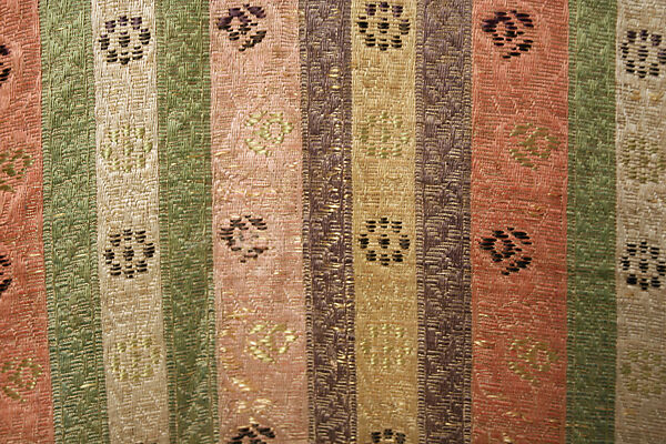 Entari, Silk, cotton, metal wrapped threads; woven