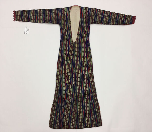 Woman's Entari Robe, Silk, cotton, and metal wrapped thread; satin weave, ikat; plain weave, printed; braided