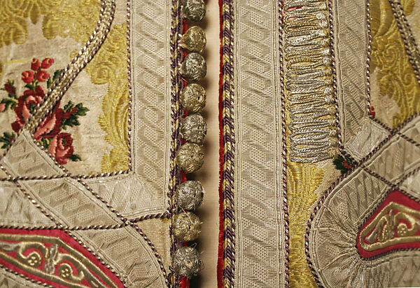 Kaftan, Metal wrapped thread; brocaded