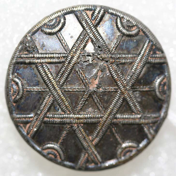 Button, wood, bone, metal, French