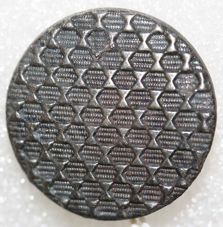 Button, wood, bone, metal, French