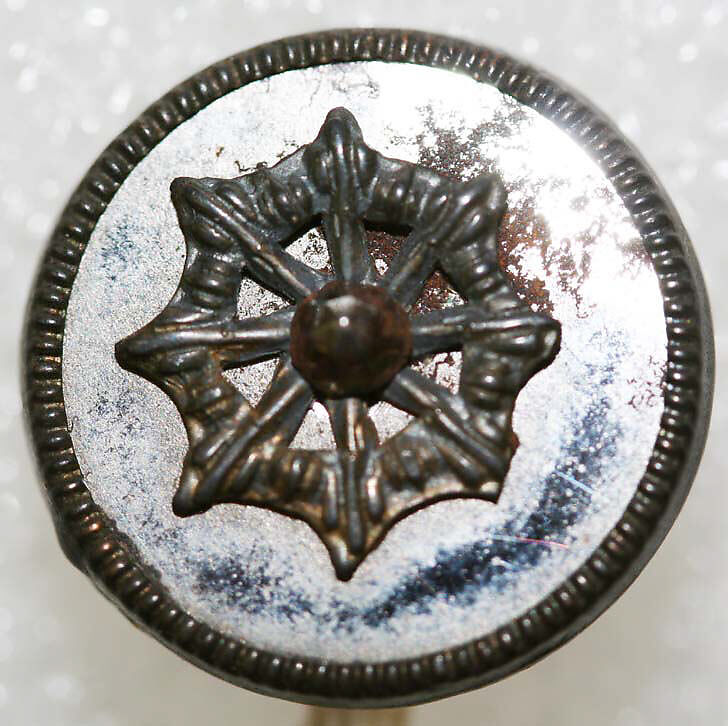 Button, wood, bone, metal, French