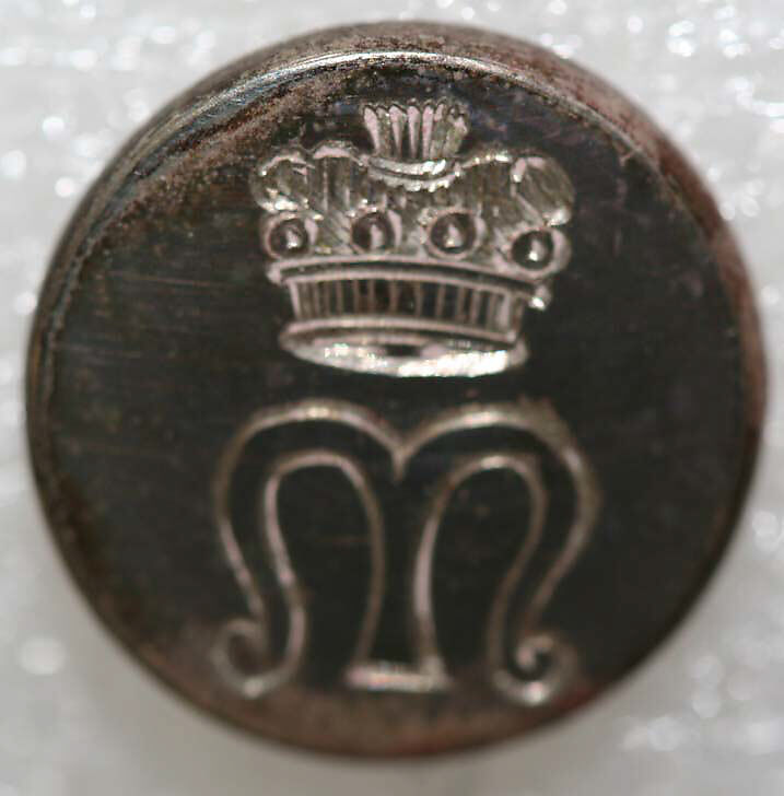 Button, metal, British
