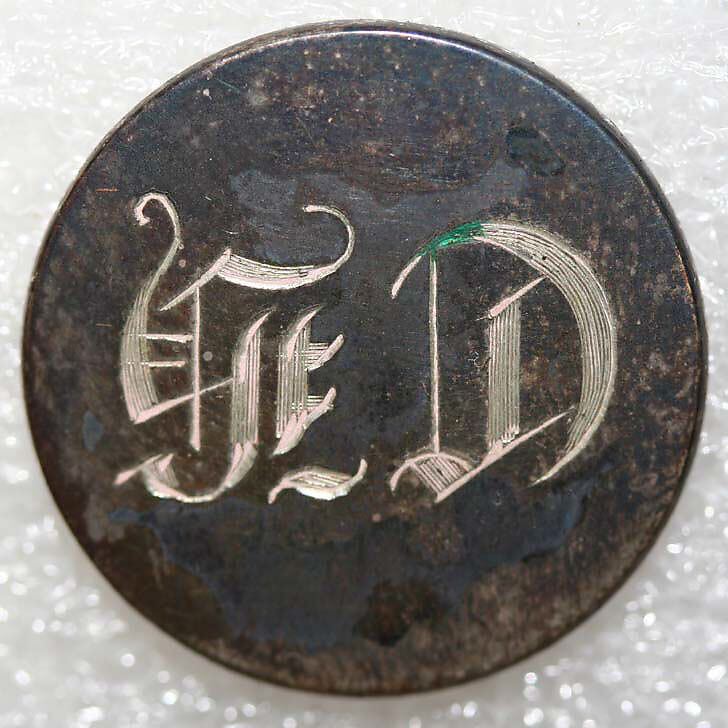 Button, metal, British