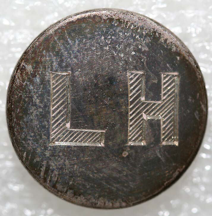 Button, metal, British