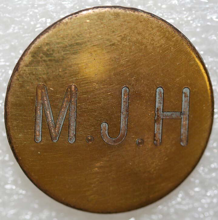 Button, metal, British