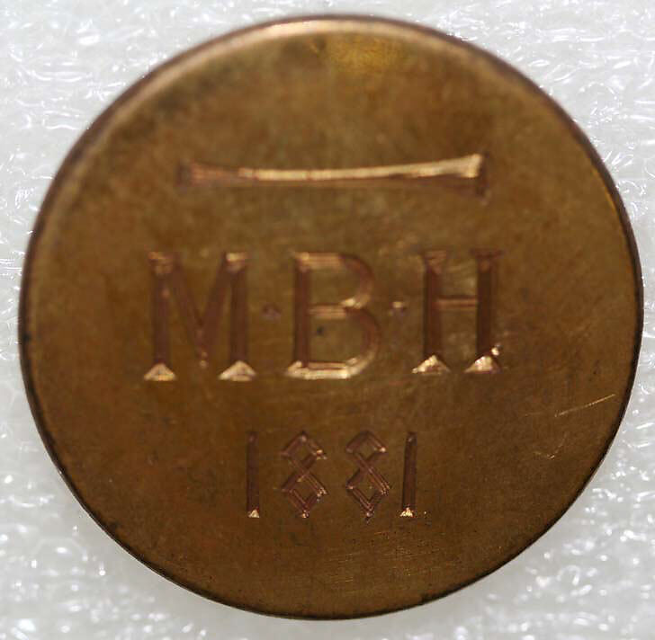 Button, metal, British