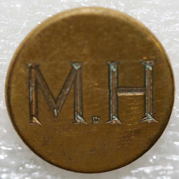 Button, metal, British