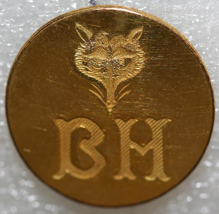 Button, metal, British