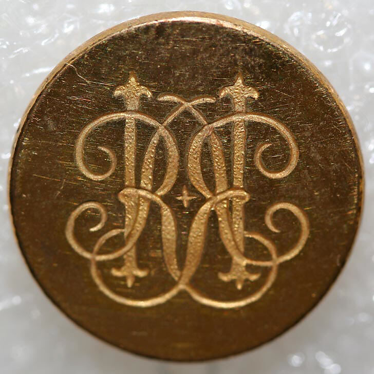 Button, metal, British