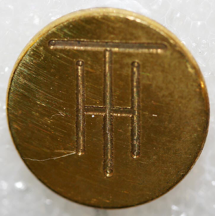 Button, metal, British