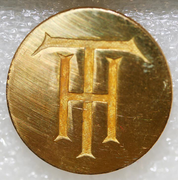 Button, metal, British