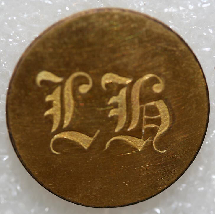 Button, metal, British