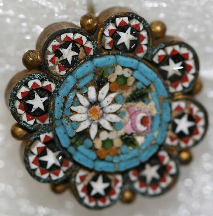 Button, [no medium available], French