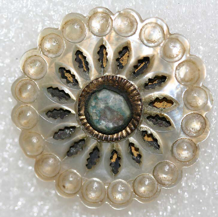 Button, mother-of-pearl, paste, metal, French