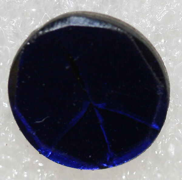 Button, glass, American or European