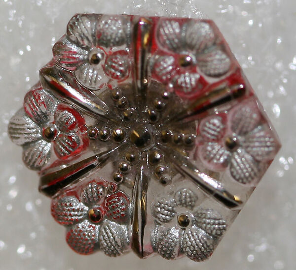 Button, glass, American or European