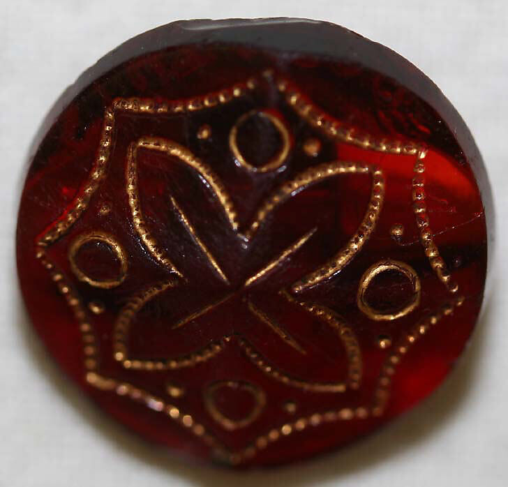 Button, glass, American or European