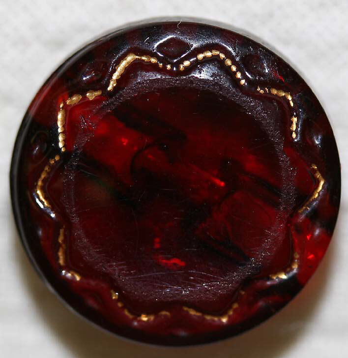 Button, glass, American or European